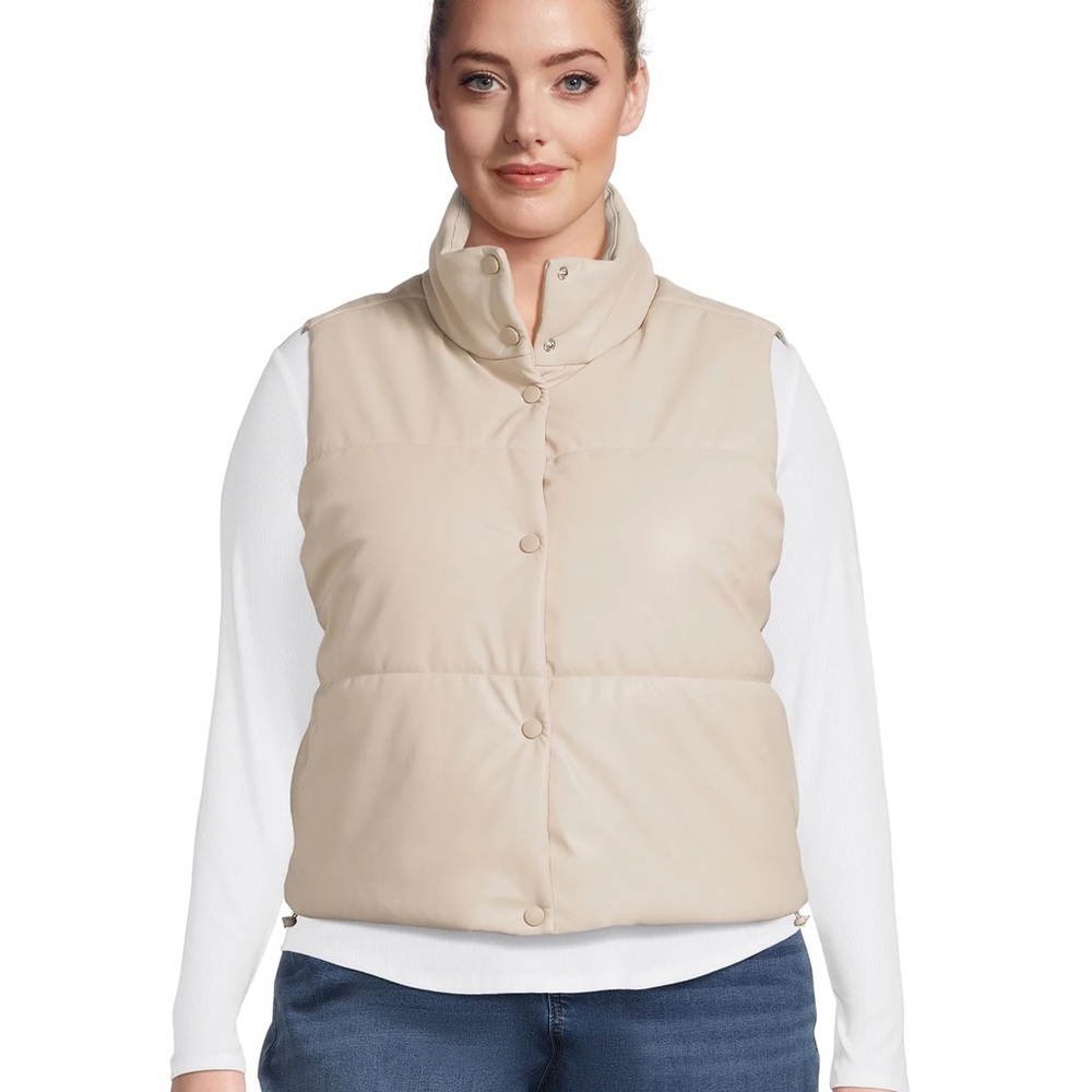 No Boundaries Cream Faux Leather Puffer Vest size XXL